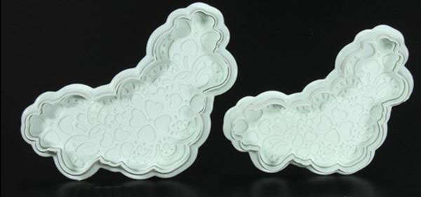 COOKIE - FONDANT - CUTTER - PLUNGER - LARGE - LACED HEARTS - 2 PIECE SET COMPLETE