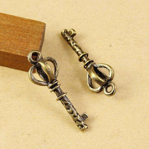 CHARMS - ANTIQUE BRONZE - SKELETON CROWN KEY - (DOUBLE SIDED) - 23mm x 8mm