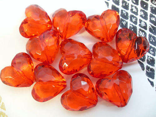 ACRYLIC - FACETED - RED - HEART - BEADS - 17x11mm
