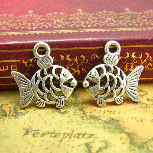 CHARMS - FISH - ANTIQUE SILVER - 16x18mm