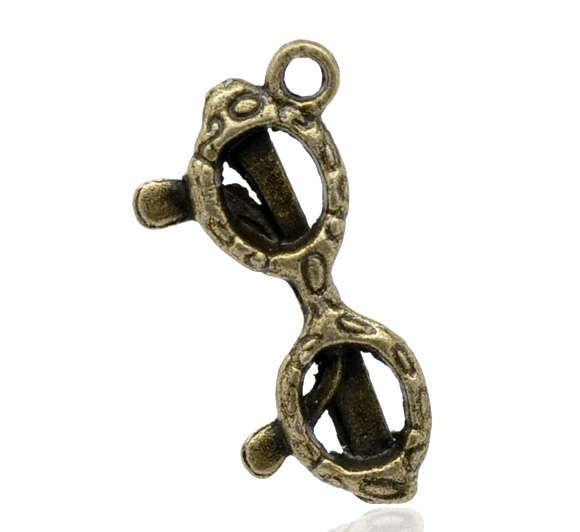 CHARMS - ANTIQUE BRONZE - SUNGLASSES - PENDANTS - 22x11mm