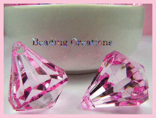 ACRYLIC - LIGHT PINK - FACETED - CRYSTAL - DIAMOND DROP CENTERS - 35x32mm
