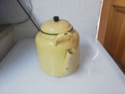 Large enamel coffee pot with lid