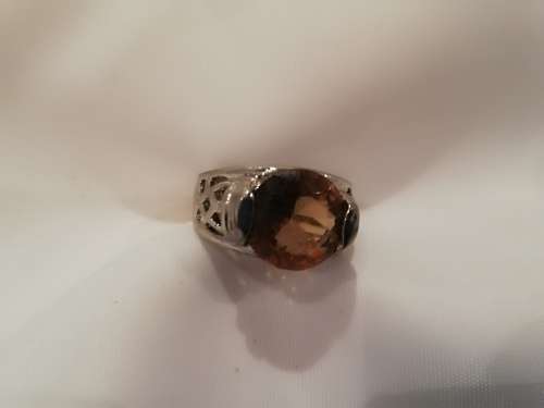 Ring marked 925 vintage and pre loved