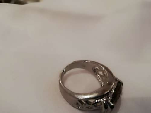 Ring marked 925 vintage and pre loved