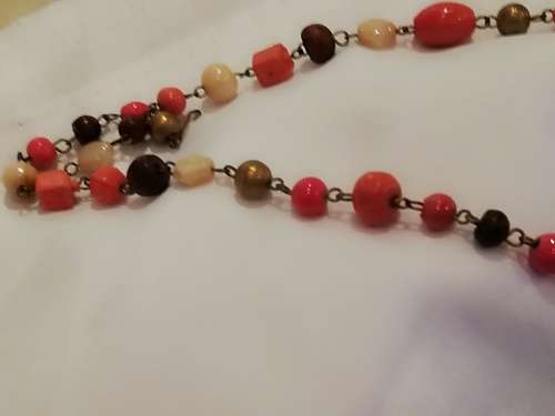 Vintage long necklace oranges and browns... Very 70s era
