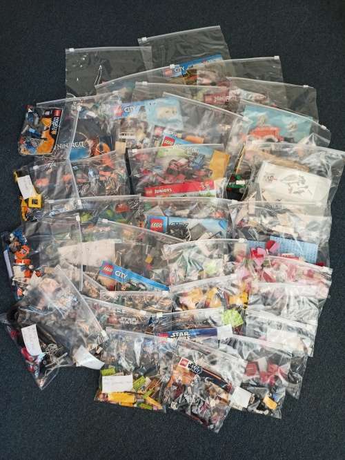 30 Lego Sets