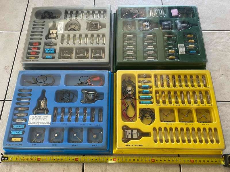 Electronics Teaching Aid - Made in Holland