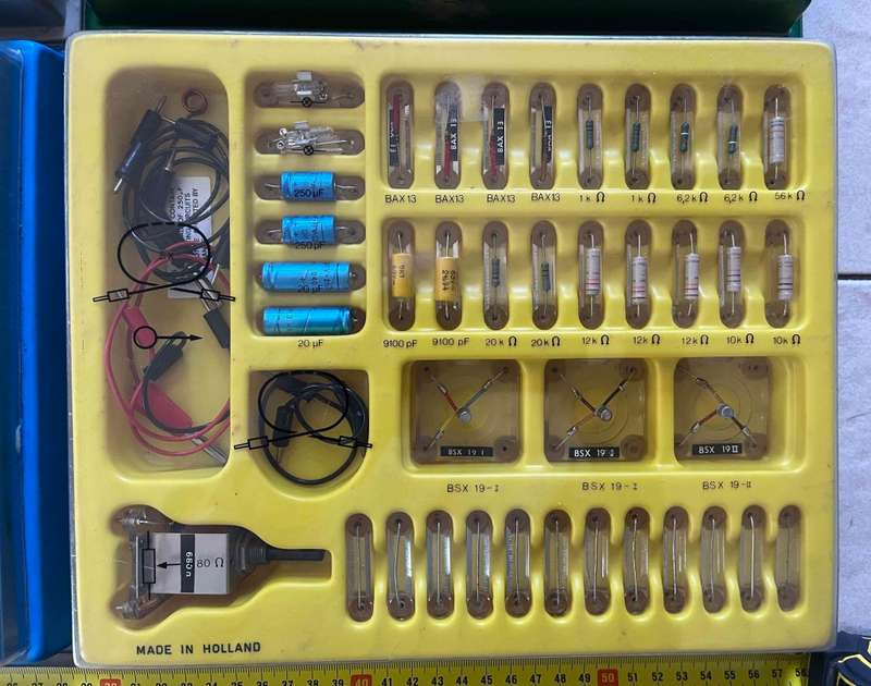 Electronics Teaching Aid - Made in Holland
