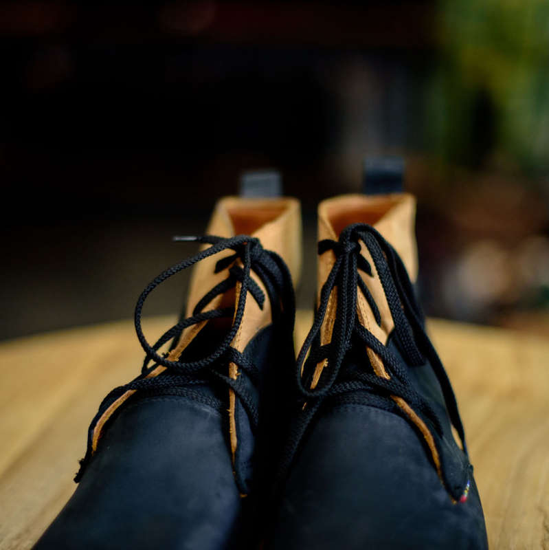 Benette Chukka Two-tone