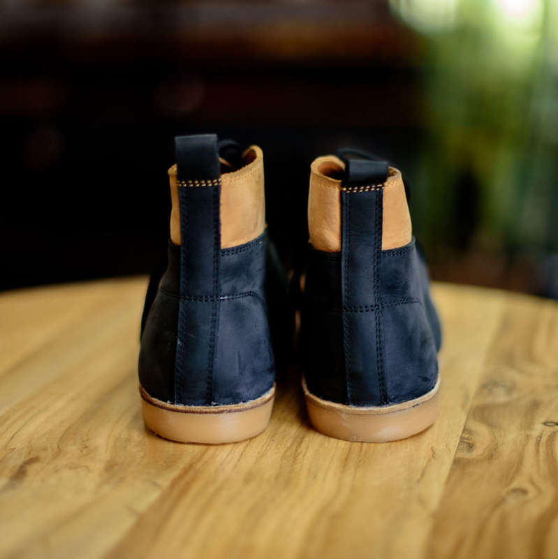 Benette Chukka Two-tone