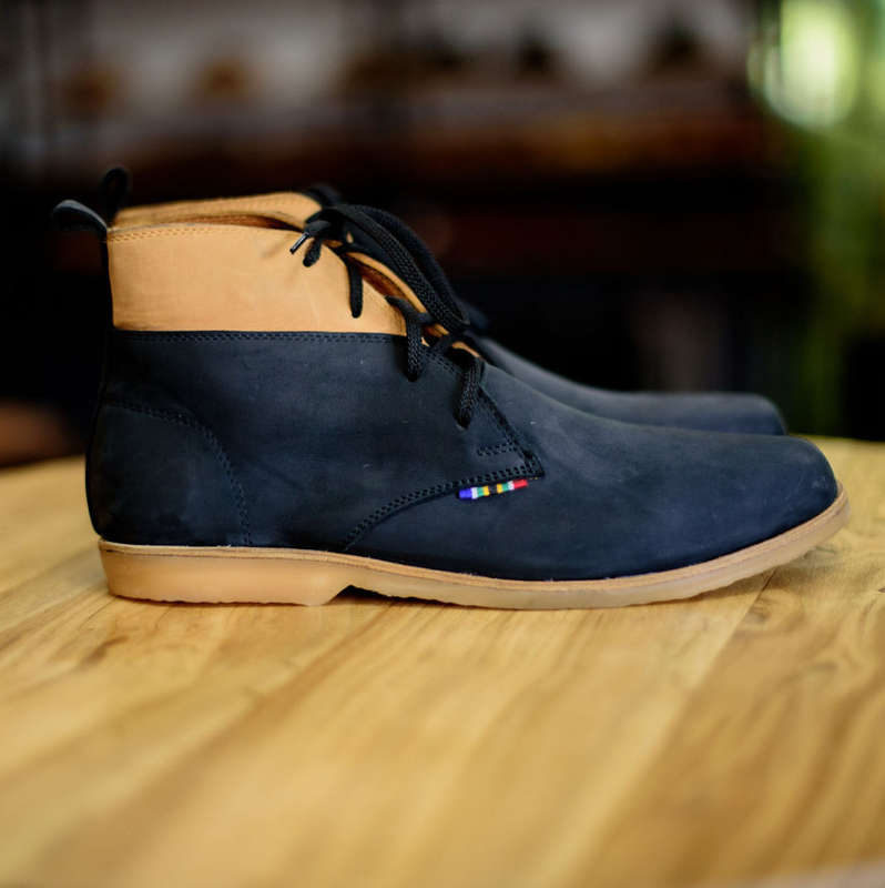 Benette Chukka Two-tone