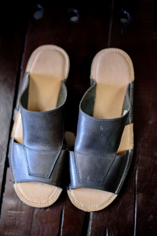 Harold sandals