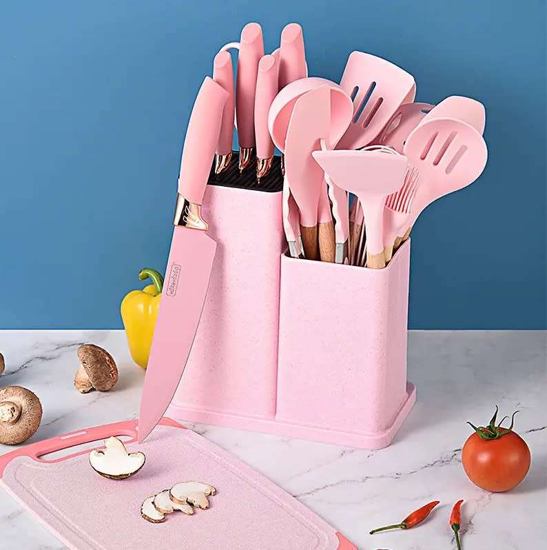 Alpha 2024 -19-piece Set Of Silica Gel Kitchen Utensil Set With Wooden Handle And Cuttings Board