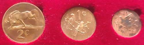 1980 SA Long Proof Set (R1 and R2 Gold Coins Included)