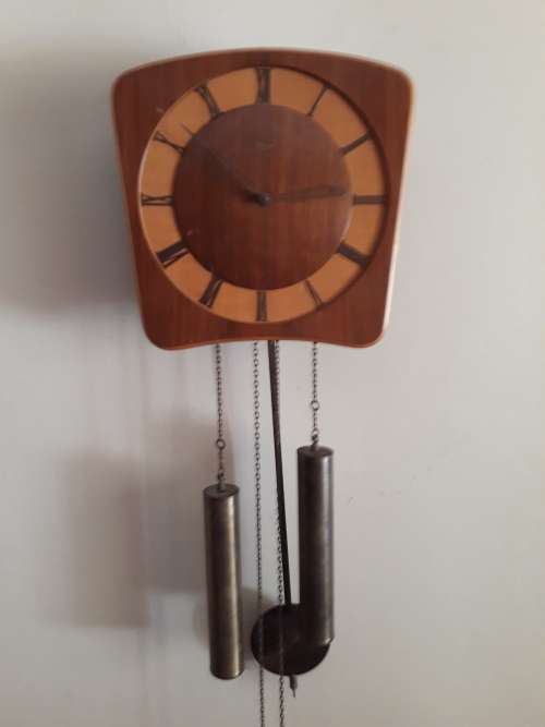 Kienzle Weight Driven Chiming Wall Clock 100%