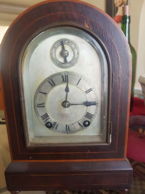 Mantel Clock working