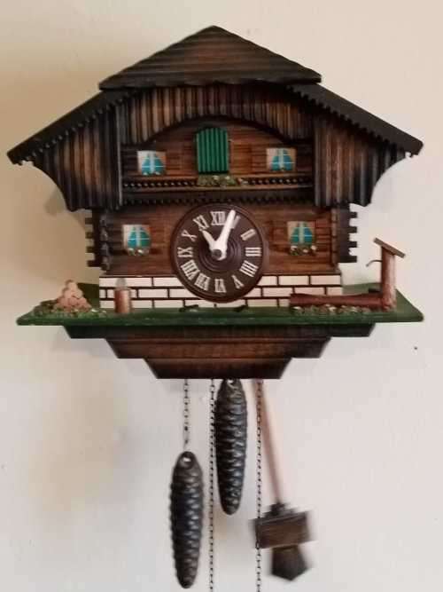 Cuckoo clock 100% working