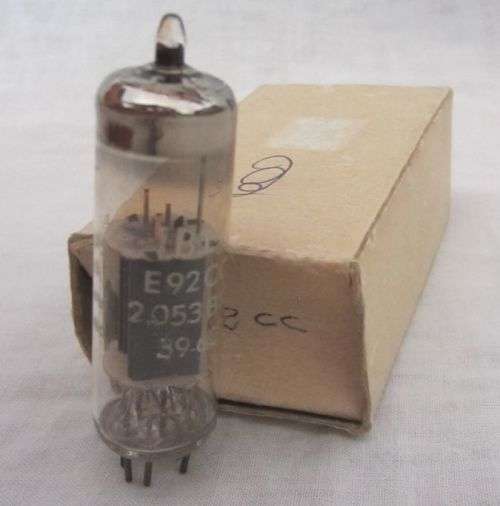 2 X E92CC PHILIPS / IBM Miniwatt Valve Tubes - Holland