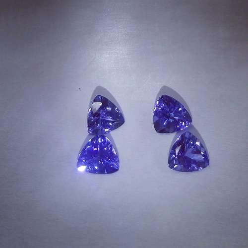 Tanzanite | 5mm Trillion cut Natural Tanzanite (bid per stone)