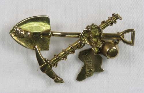 Africa Gold Miners Brooch Ca 1900 Spade & Pick 9ct Hallmark