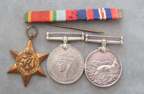 Cape Navy WW2 Trio CN72043 W. Pearce