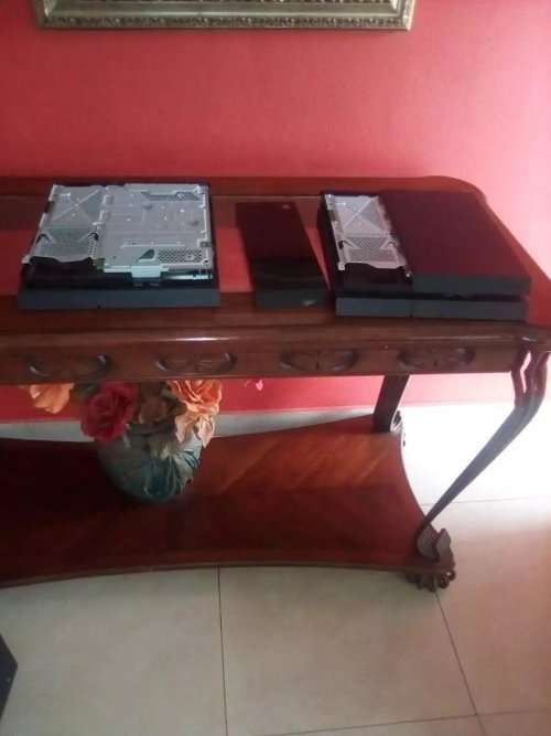 Two ps4's for spares