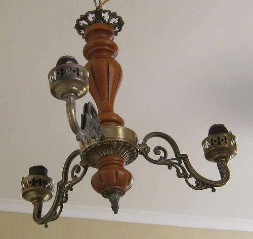 BRASS & WOOD CHANDELIER