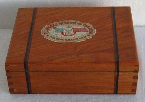 WOODEN CIGAR BOX - FILIPINAS