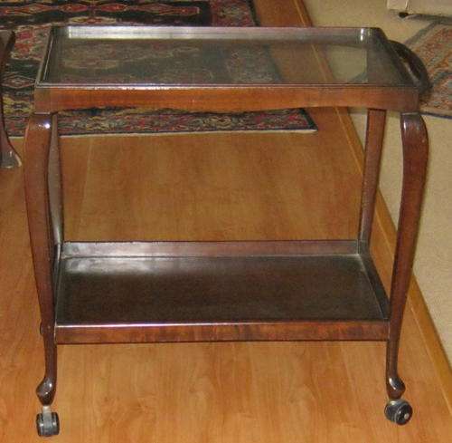 TEA TROLLEY - QUEEN ANNE STYLE WITH GLASS TOP