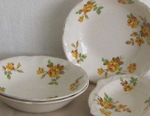 JOHNSONS BROS BOWLS - PAREEK