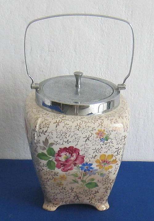 BISCUIT BARREL - STAFFORSHIRE MIDWINTER