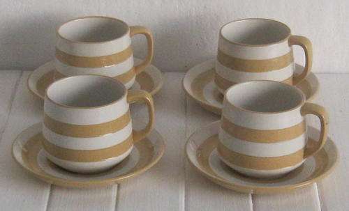 CORNISHWARE - 4 COFFEE MUGS AND SAUCERS