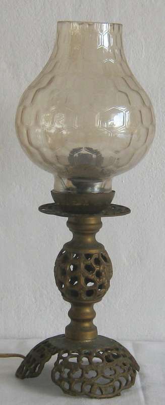 BRASS LAMP WITH GLASS SHADE