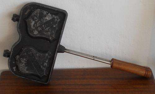 DOUBLE JAFFLE IRON