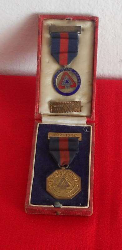 SAFE DRIVING AWARD MEDALS - 1937