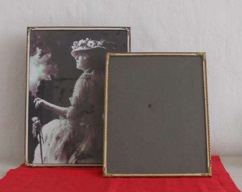 VINTAGE METAL FRAMES WITH GLASS