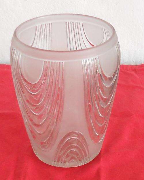 LARGE RETRO PRESSED GLASS VASE