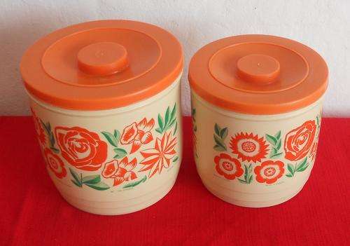 OLD RETRO LOOKING RIVIERA FOODS BISCUIT CONTAINERS