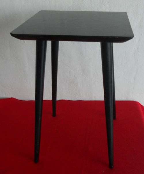 RETRO SIDE TABLE WITH FORMICA TOP - c1950s