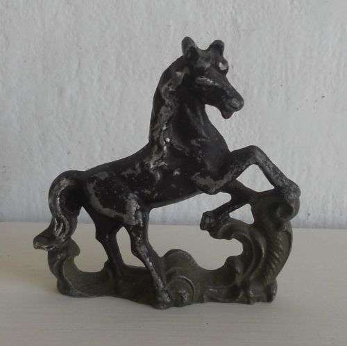 METAL ORNAMENTAL HORSE / DOORSTOP