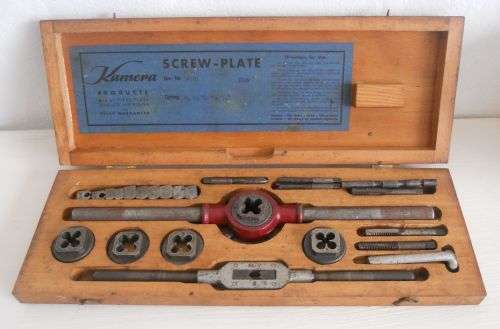 SCREW PLATE - boxed Kamera set
