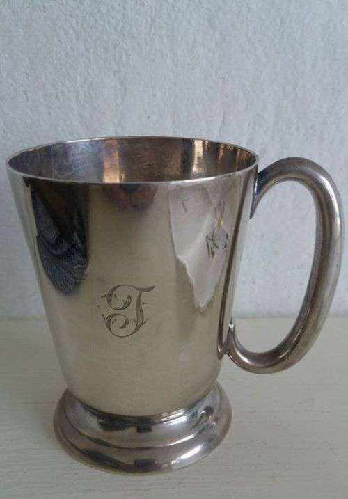 WALKER & HALL HALF PINT HARD SILVERED BEER MUG