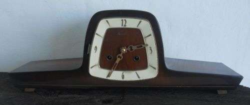 ART DECO MANTEL CLOCK - Reveille made in Germany