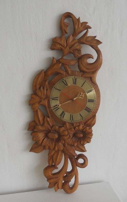 CARVED WOODEN WALL CLOCK