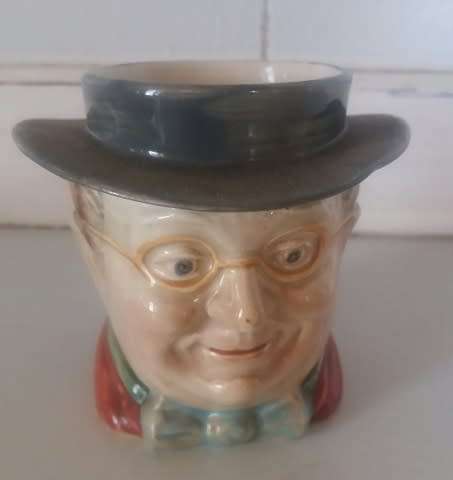 BESWICK CHARACTER SUGAR BOWL "Pickwick"