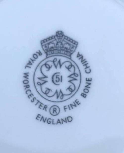 2 ROYAL WORCESTER PIN PLATES