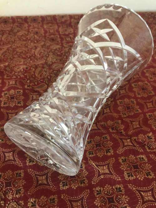 HEAVY CRYSTAL VASE
