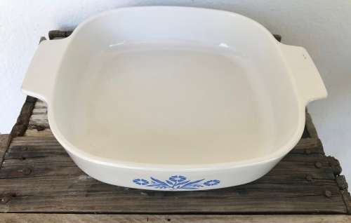 CORNINGWARE CORNFLOWER LIDDED DISH