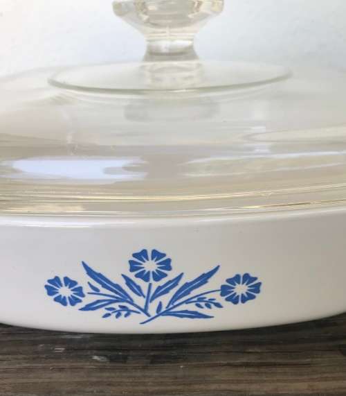 CORNINGWARE CORNFLOWER LIDDED DISH
